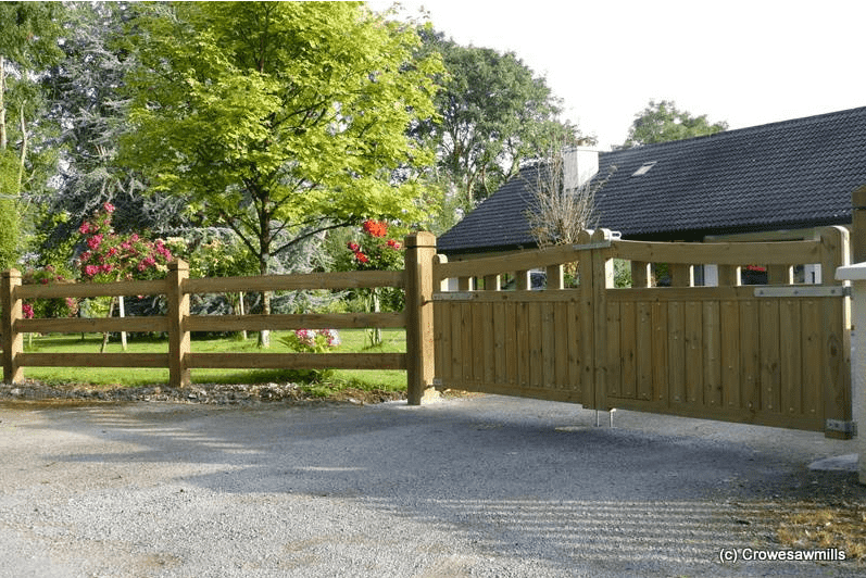 Mortice fence with Kildare Timber Gates